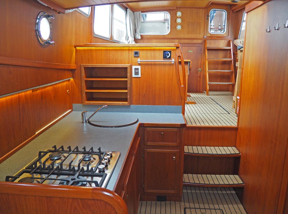 Cabin en avant, H&eacute;bergements